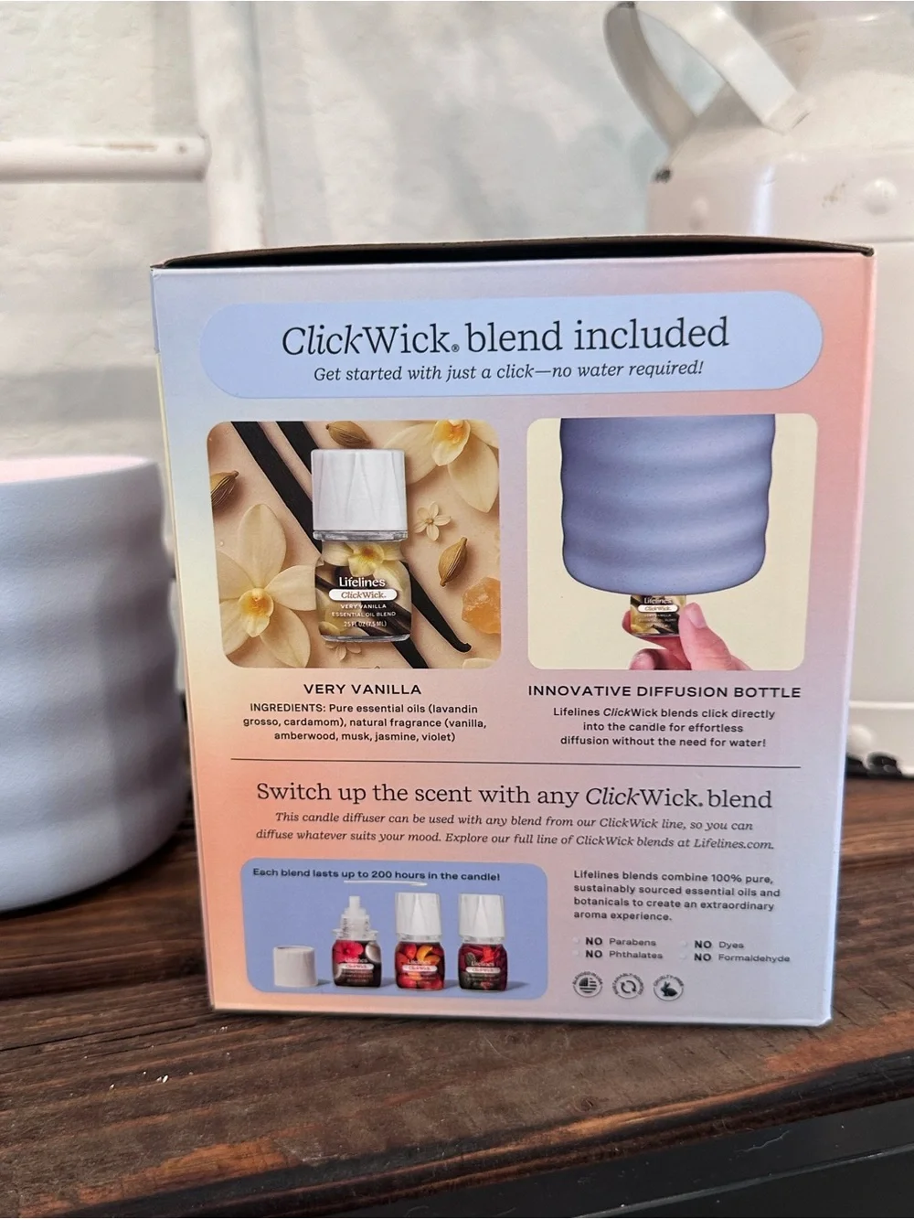 NIB Lifelines Flameless Candle Diffuser Bubble Periwinkle Very Vanilla